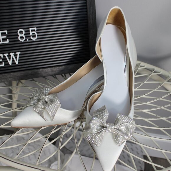 Badgley Mischka | BNIB | Meilani Bow Kitten Heel | Ivory | Size 8.5 - Picture 1 of 14